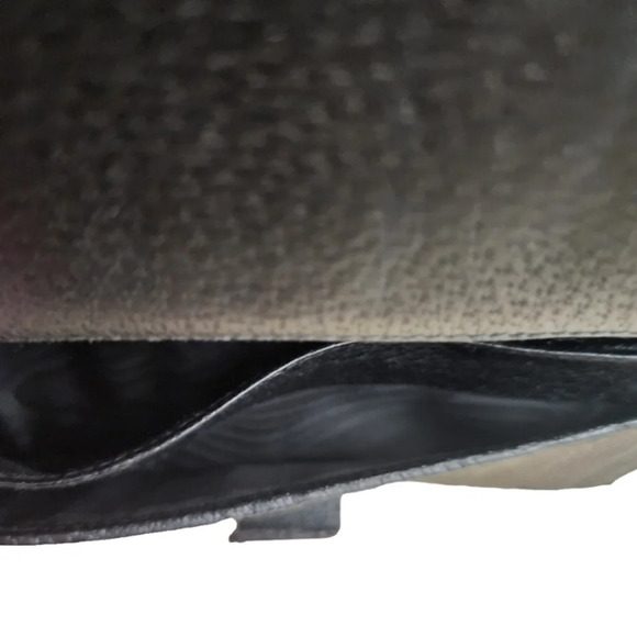 Authentic black canvas GUCCI continental long wallet - Picture 7 of 8